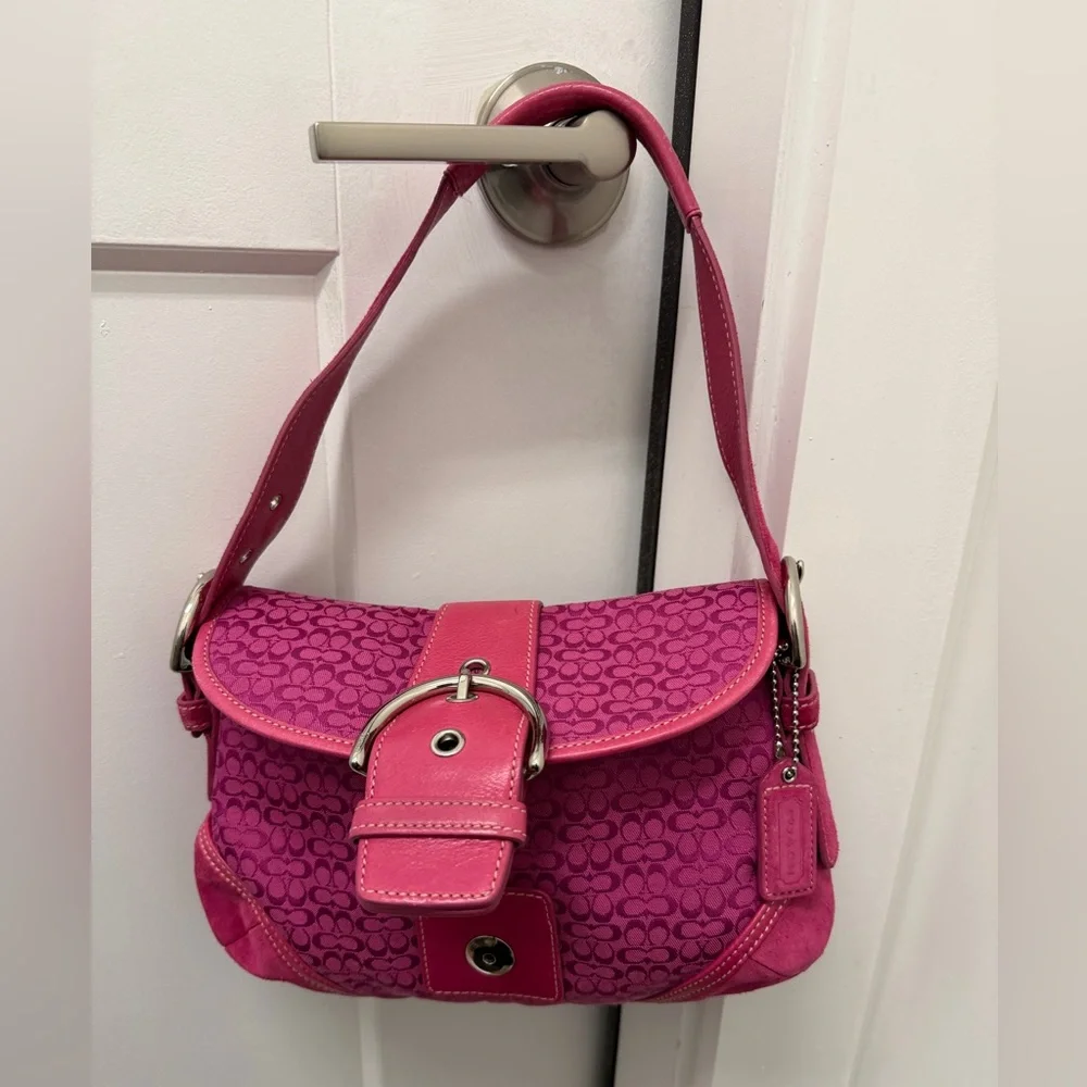 Coach‎ Y2K Fuchsia Pink Small Soho Flap Shoulder Bag 6818 China
